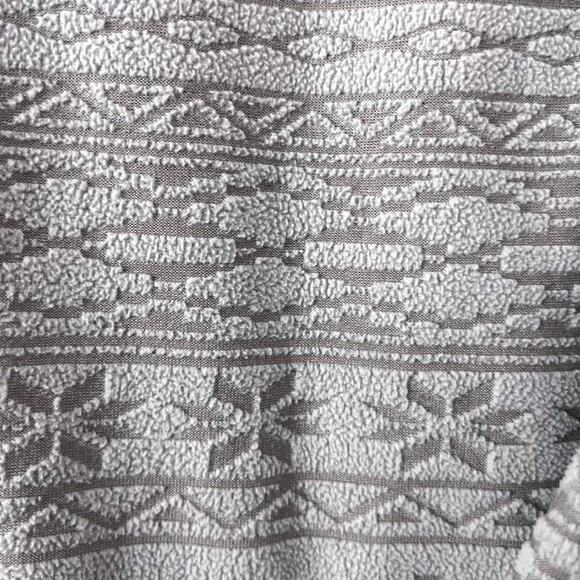 Eddie Bauer Gray Patterned Fleece Quarter Zip Sweater - Picture 3 of 4